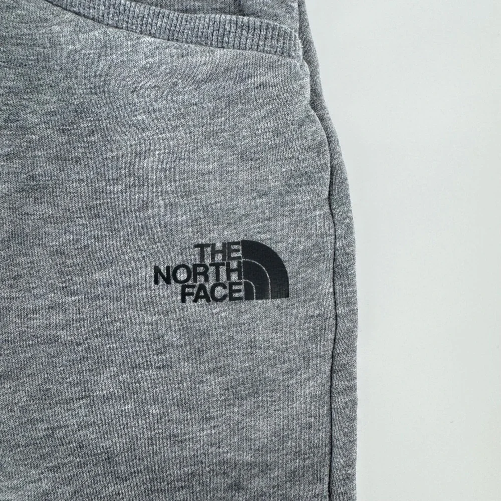 The North Face Mens FlashDry Gray Heather Sweat Shorts Size Small Drawstring